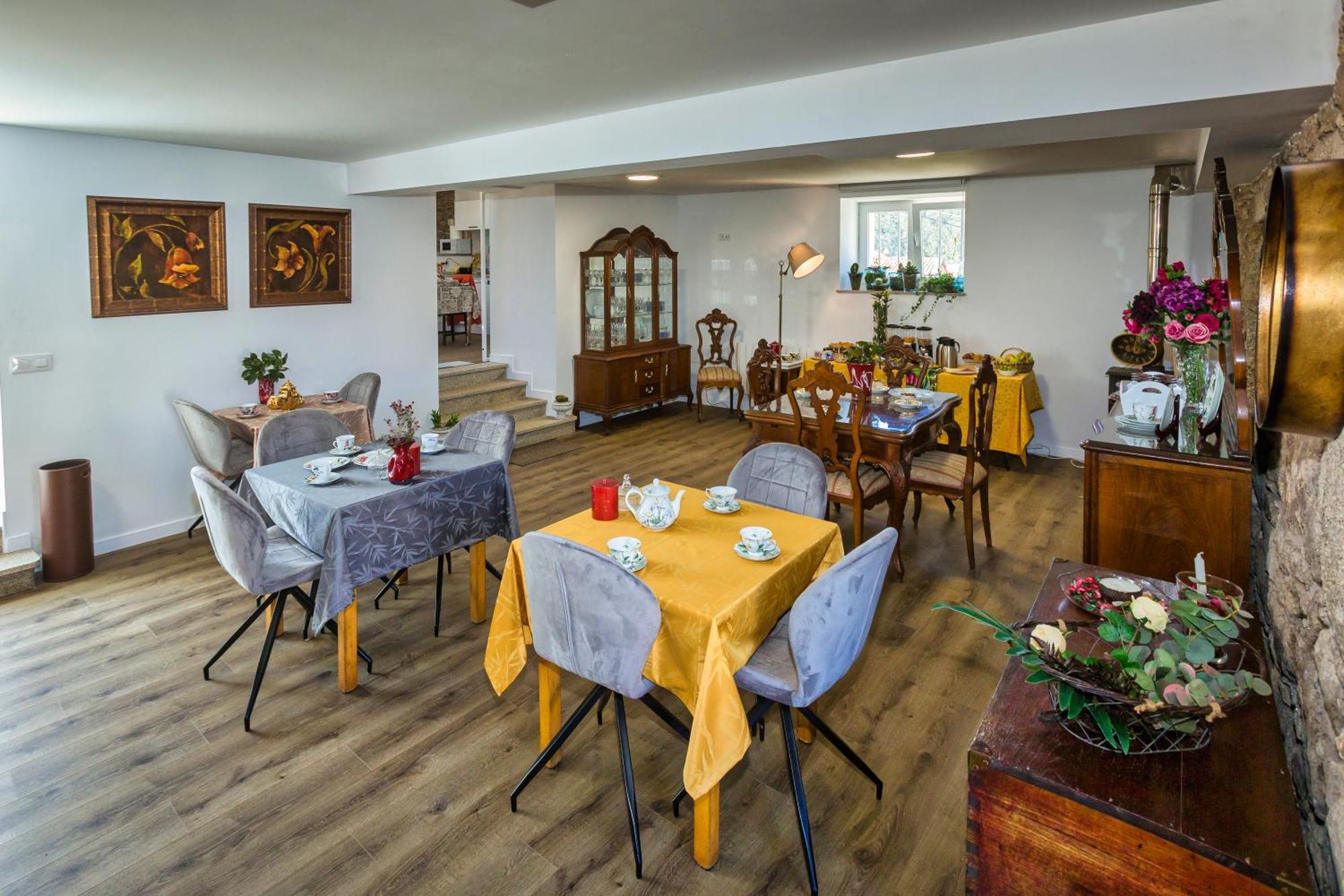 Гостевой дом Casa Lela Думбрия Экстерьер фото